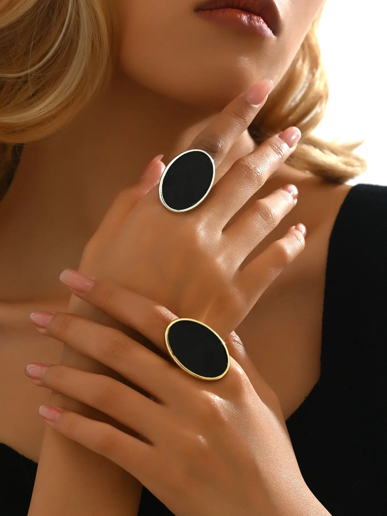Minimalist High-End Oval Oil-Drop Ring, Border Design, Unique Lightweight Commuter Accessory, Fashionable Jewelry