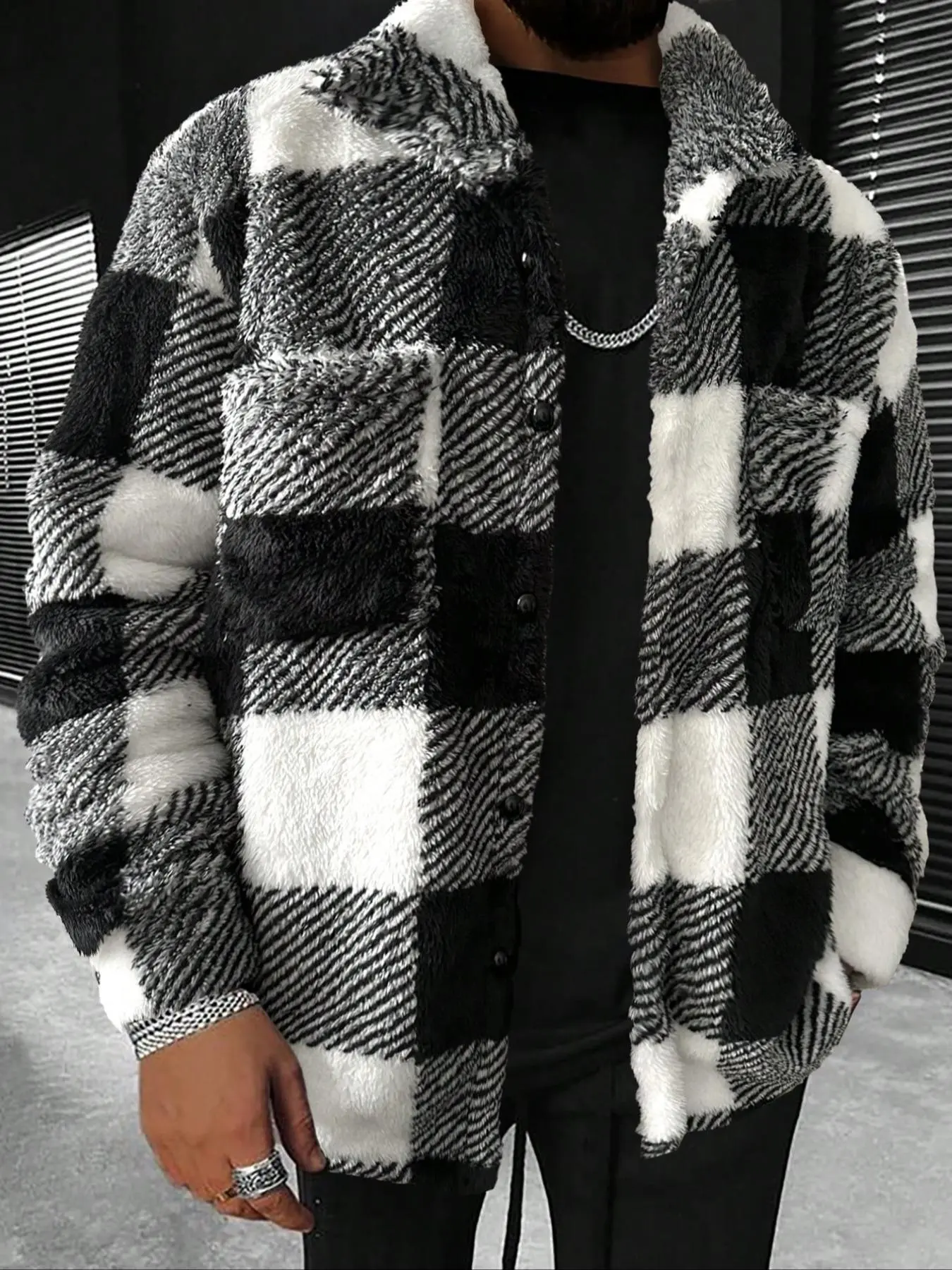 Men's Plaid Print Button Front Pocket Fuzzy Jacket Coats, Loose Casual Long Sleeve Collared Outerwear for Fall & Winter, Men's Clothes for Daily Wear