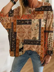 Women's Boho Cartoon Giraffe Print Knit Top, Casual Elegant Vacation Style, Comfortable Breathable Loose Fit, Spring Summer Fall Fashion