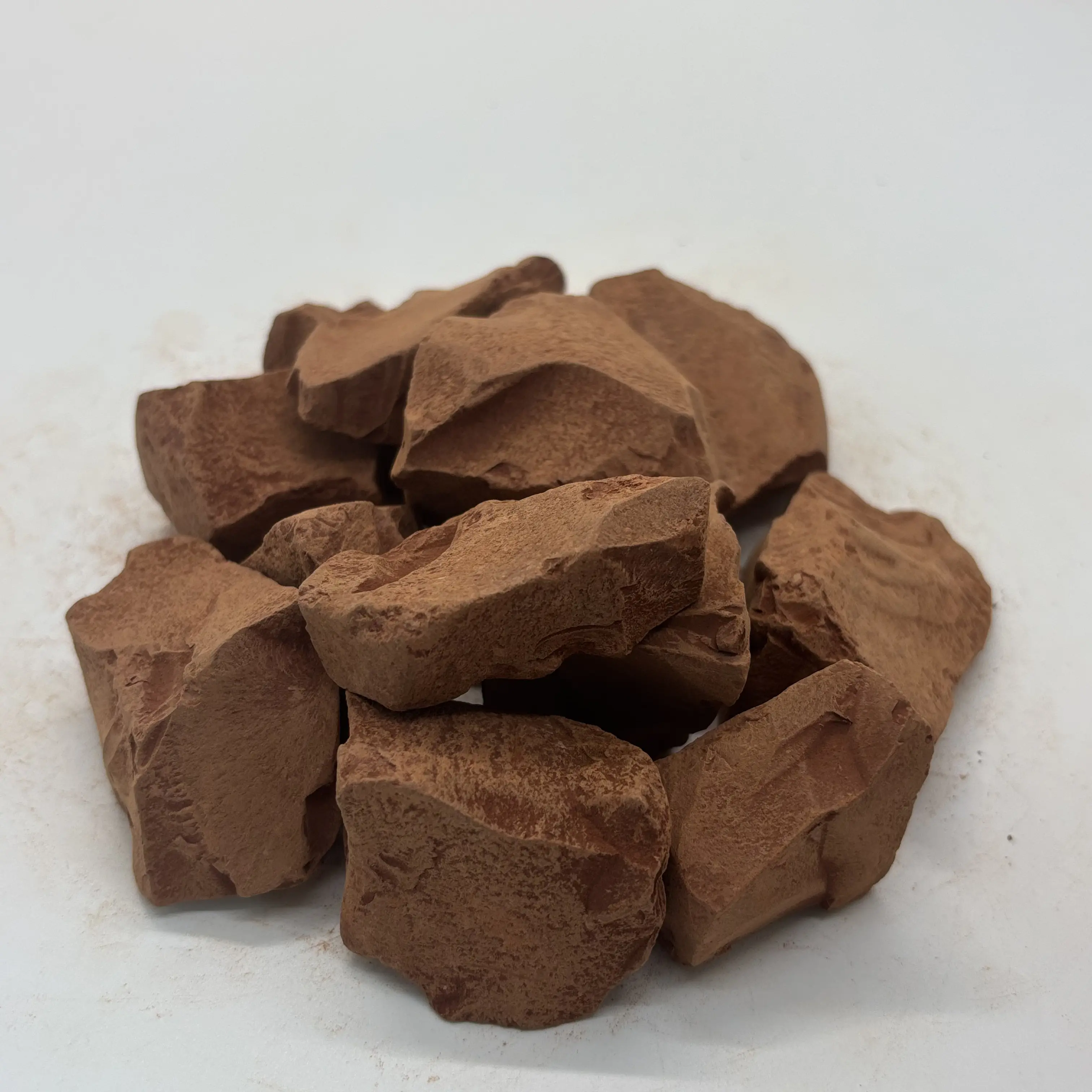 200g (7oz) Edible Ural Red Kaolin Clay Chunks - Natural Cosmetic Grade , 0 Additives, Hard-Brittle, Slightly Sticky When Wet