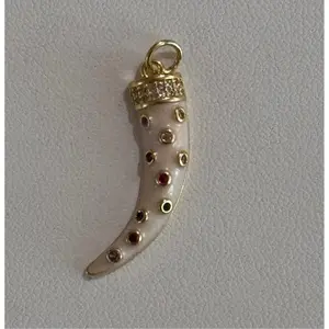 HORN PENDANT (white)