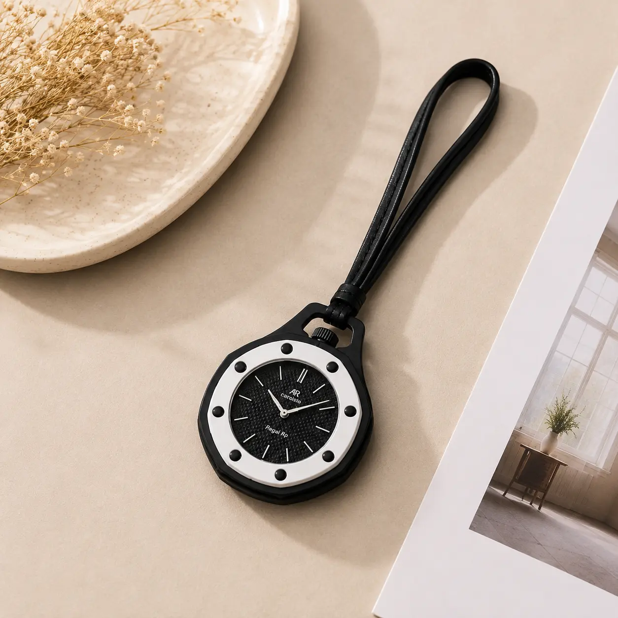 Portable Quartz Pocket Watch with Leather Loop Strap, Black & White Analog Hanging Watch, Lightweight Fashion Timepiece for Men & Women