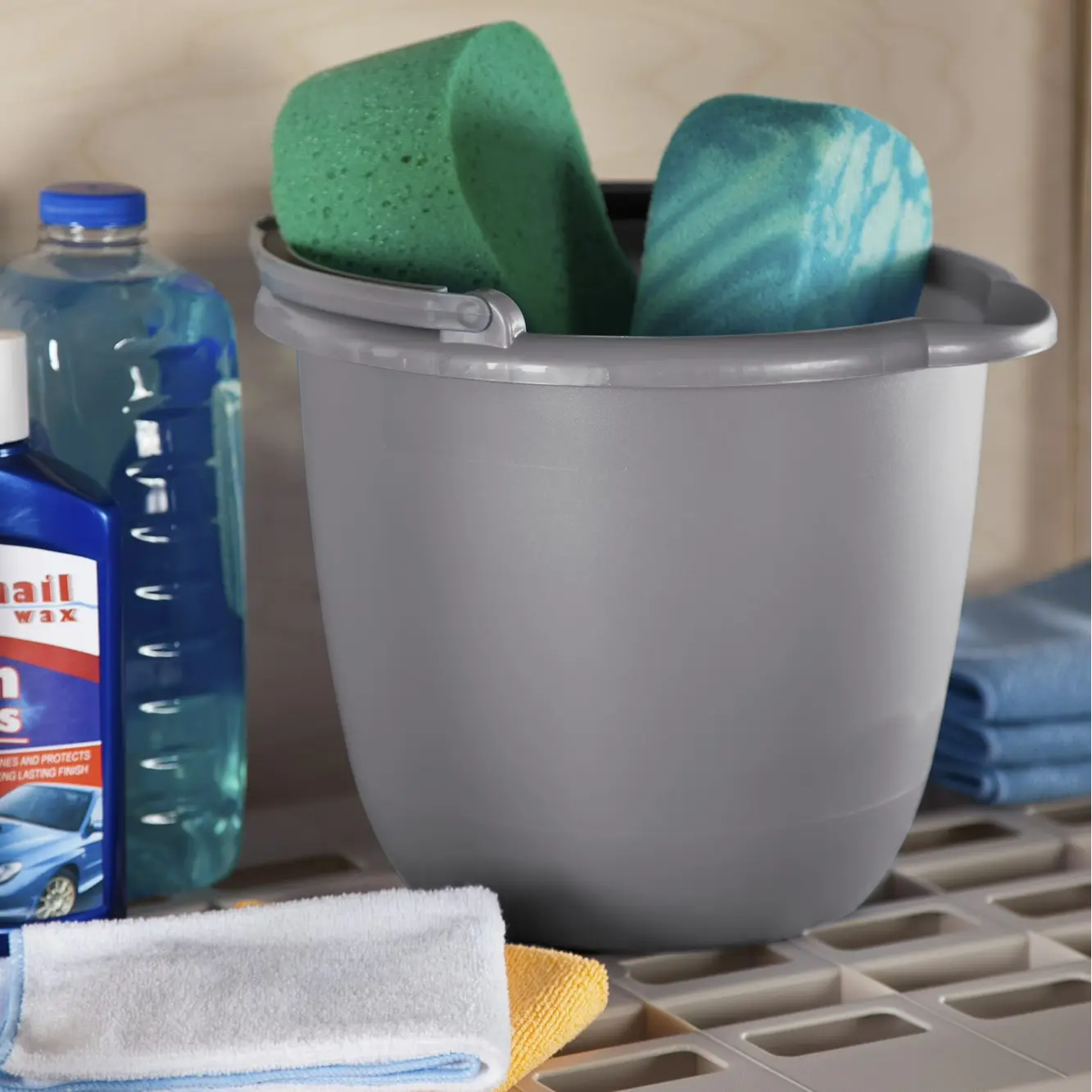 10 Qt. Plastic Spout Pail Bucket with Handle, Mop Bucket for Cleaning, Car Wash & Mopping, Titanium Gray