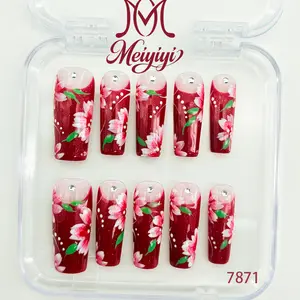 .DP.7871.French-style hand-painted wearable nails