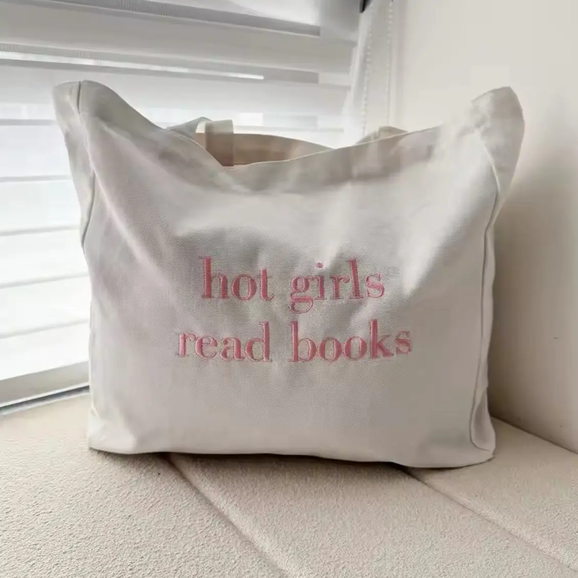 Hot Girls Read Books Embroidered Tote Bag - White Cotton Canvas Shoulder Bag for Women
