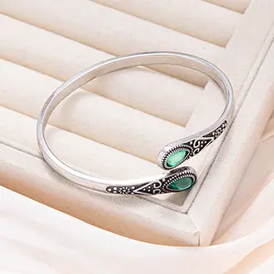 Trendy Boho Green Stone Bracelet | Antique Silver Adjustable - Must-Have Ethnic Fashion Jewelry for Women