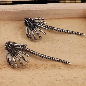 Retro Monster Spider Stud Earrings Punk Rock Style High Quality Stainless Steel Piercing Earring Fashion Charm Women Ear Jewelry