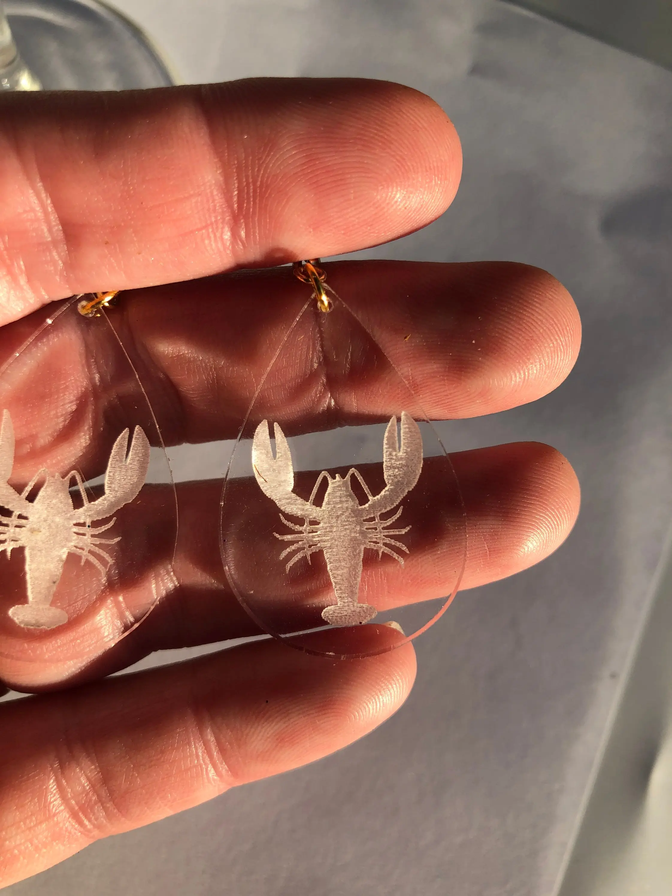 Lobster Clear acrylic earrings, sea creatures earrings, laser-cut ocean earrings, lobster Engraved dangle Earrings,