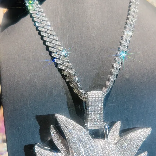 [Quick sale] Non-natural Crystal Necklaces & Pendants