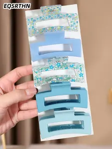 5 pieces of fresh light blue clip set! With transparent floral solid color, the color value is fresh and suitable for spring and summer, the gripping teeth are firm and not easy to slide, and many pieces are mixed to meet the daily hair style.