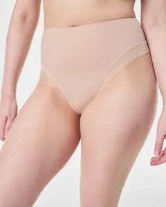 LUKUSAFIsupersmooth™ Contouring Thong