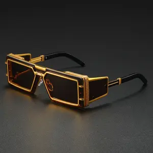 Men'S Vintage Square Fashion Glasses - Premium Metal Frame, Comes with a Glasses Pouch, Suitable for Everyday Wear. Available in Golden, Silvery, And Black