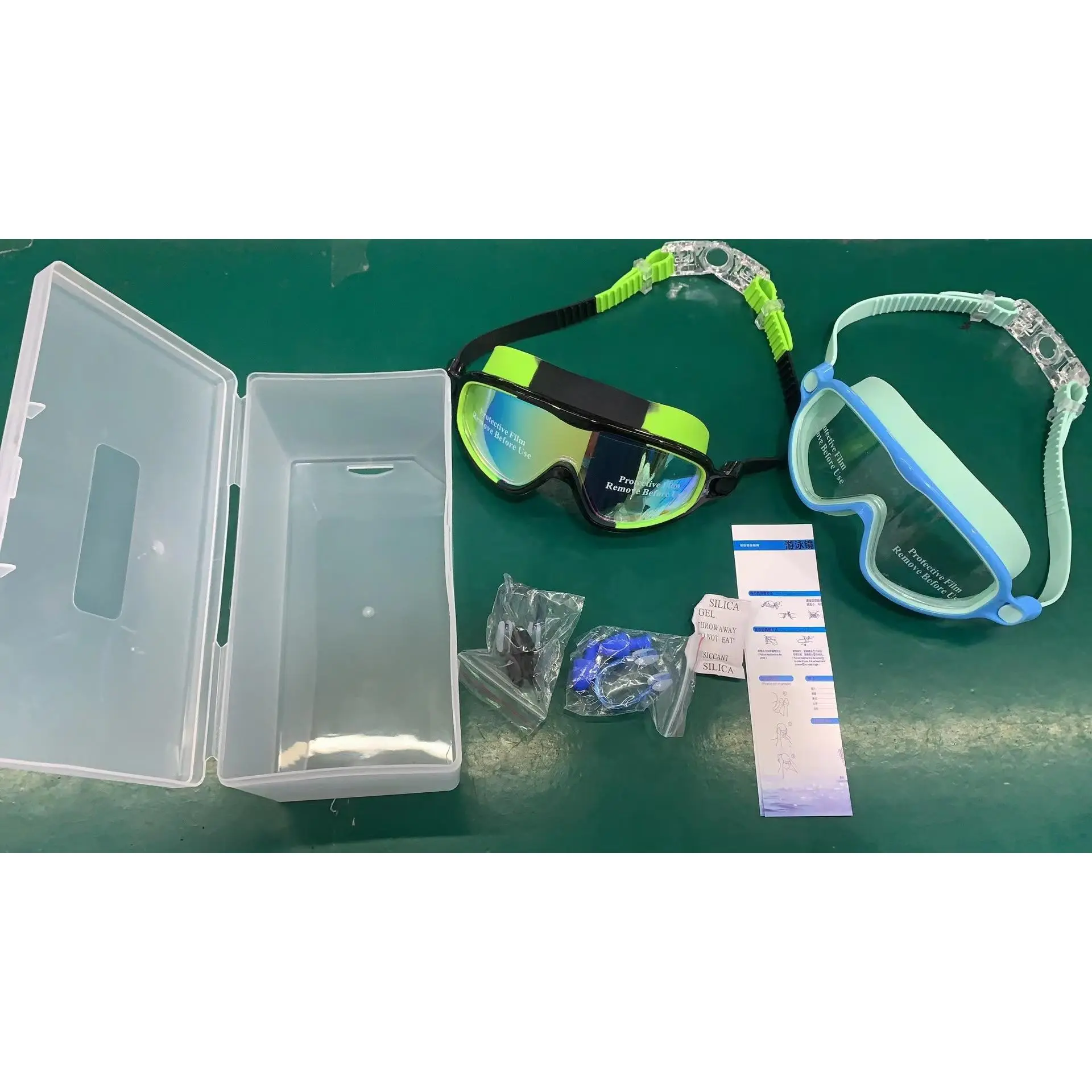 Dazzling black and green/boxed