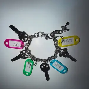 Key to Your Heart Bracelet - Colorful Key Charms on Chain - Perfect for Gift or Personal Use - Unique and Stylish Accessory