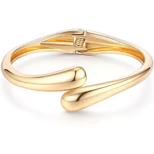 Gold Chunky Bangle Bracelets Trendy Hinged Cuff Open Wide Chunky Gold Bracelet Hammered Wrist Cuff Wrap Bracelet for Women