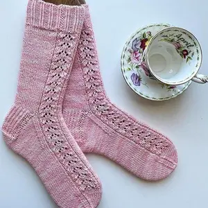 Daphne by Julie Ann Lebouthillier – Elegant Lace Shawl Knitting Pattern