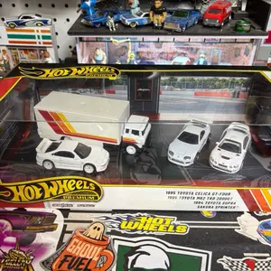 Hot wheels Toyota diorama