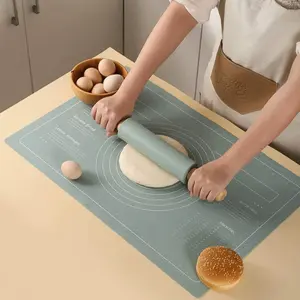 2-Piece Set Food-Grade Silicone Dough Mat, home kitchen baking utility style with thickened non-slip surface, designed for kneading dough, rolling pastry and bread making, suitable for everyday cooking and baking tasks