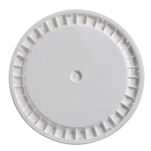White 5-6.5 Gallon Bucket Lid