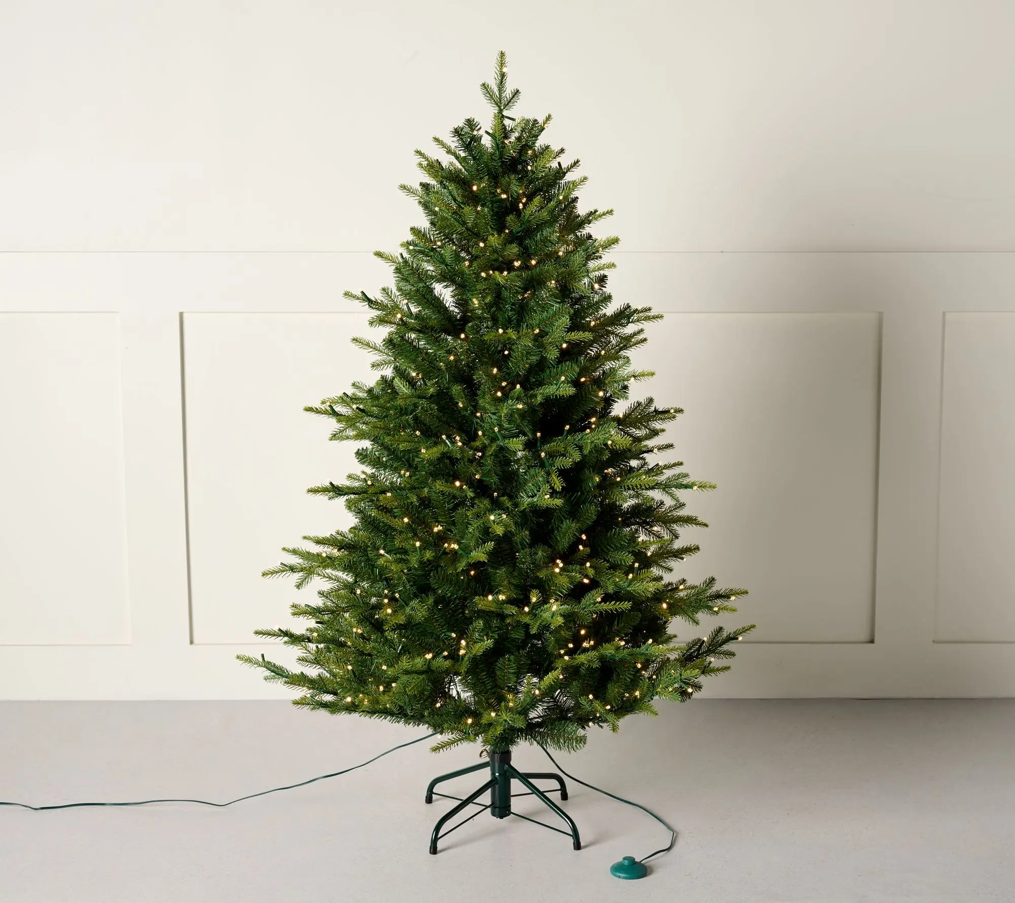 Bethlehem Lights 5' Grand Fir Tree w/ Storage & 4-in-1 LEDs