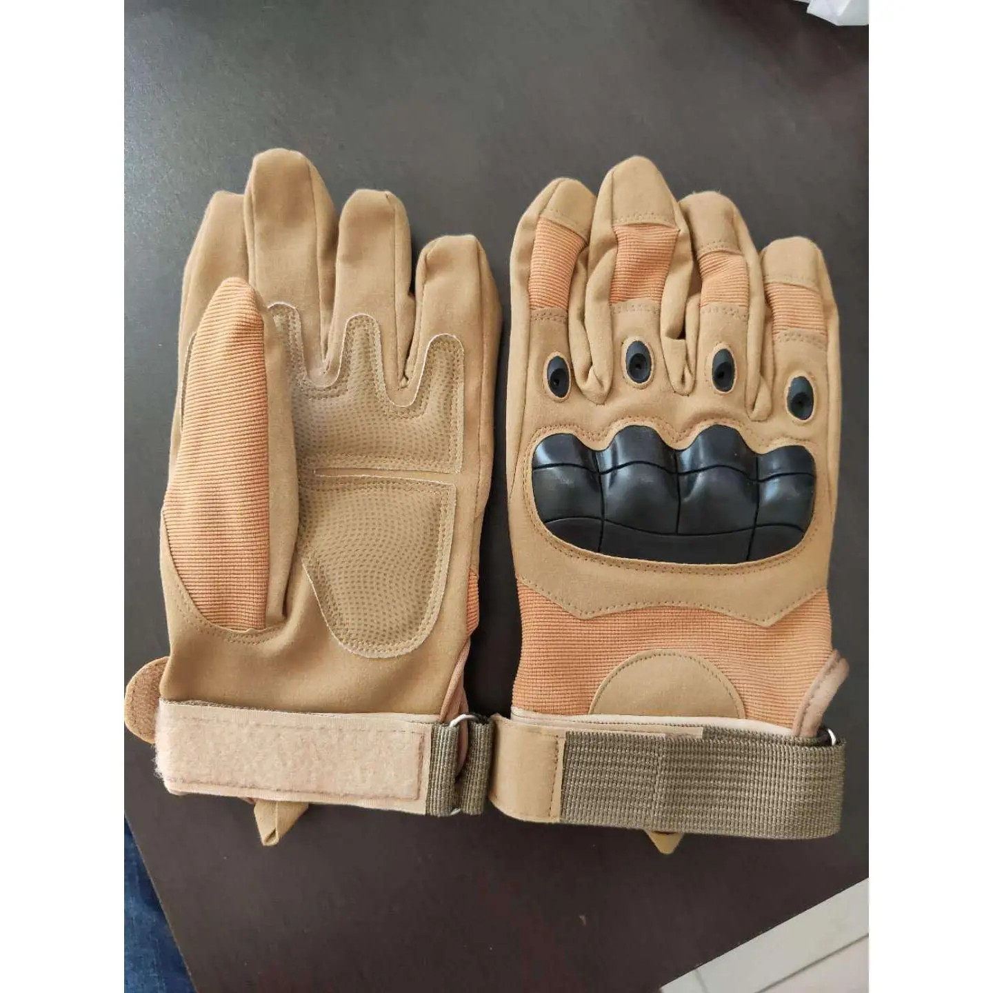 Soft shell quality long finger sandy yel