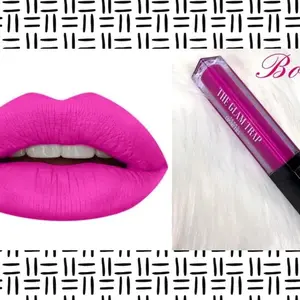 Matte Lipstick- Boujie Lightweight