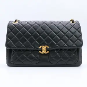 Pre-owned CHANEL Leather Shoulder Bags Maxi flap bag lambskin black/gold