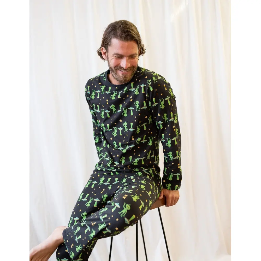 Mens 2pc Cotton Loose Fit Black Alien Halloween Pajamas