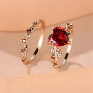 New zircon-inlaid heart-shaped ring with diamonds, fashionable retro minimalist set ring for everyday wear