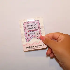 Holographic Romance Magnetic Bookmark - Bookish Reading Accessory with Fun Design & Magnetic Feature