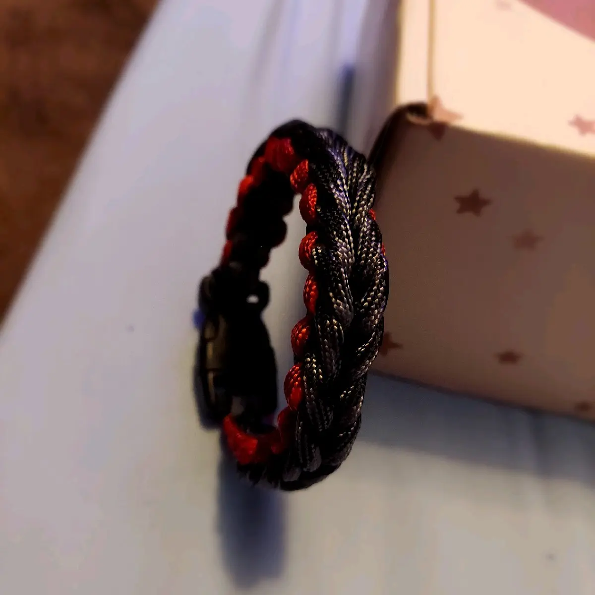 paracord bracelets
