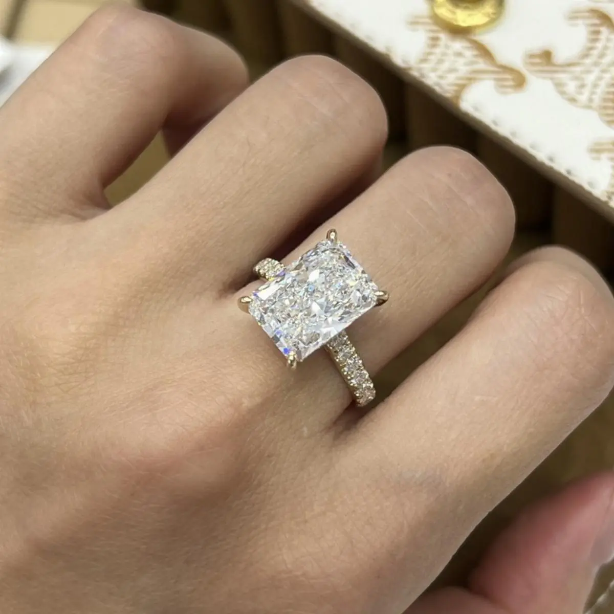 【5CT】9K Gold Radiant Cut Lab-Grown Diamond Ring 5.05ct + 0.757ct/LF5246