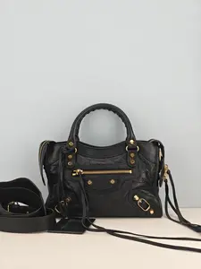 Pre-owned Lambskin Leather Shoulder Bags Balenciaga Black City Bag