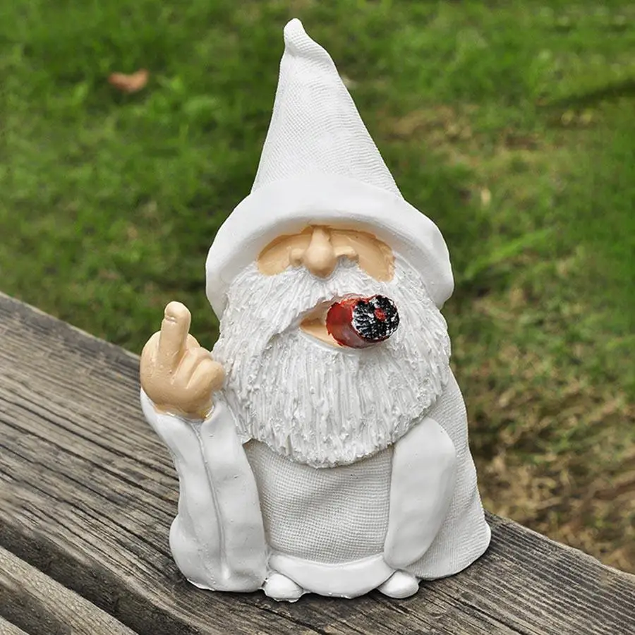 Dwarf Design Garden Decor, Smoking Garden Gnome Statue, Resin Dwarf Ornament, Garden Decor Supplies for Outdoor Yard Lawn Decoration