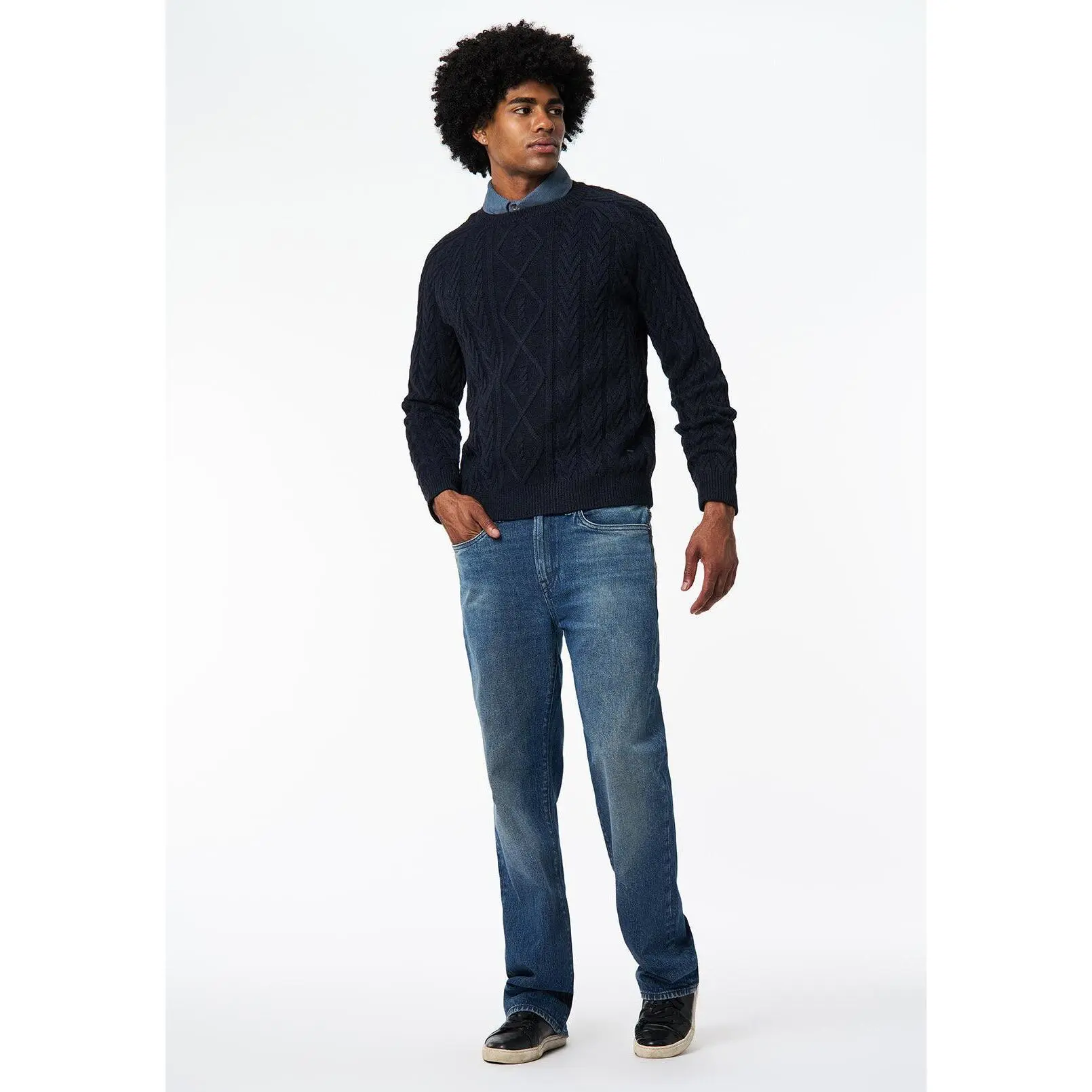 Walder Men's Relaxed Cable Knit Sweater, Whale - BM24771