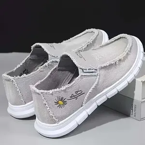 Vintage low-top canvas shoes, minimalist, lightweight, comfortable and convenient.
