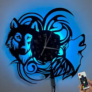 Colorful vinyl wall clock, featuring the wolf totem theme, a retro silent clock, suitable for home decoration, office decoration, birthday gifts, holiday gifts, Christmas gifts, graduation gifts, tabletop ornaments, sleep night light, art collection
