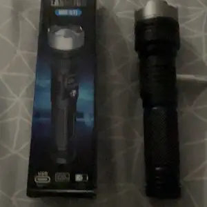 2-in-1 Strong Flashlight (Power Bank), Digital display ofpower, Rechargeable, Zoomable,, X4Waterproof,Adjustable Brightness Flash Light for Outdoor, Emergency,Camping Accessories, Black TiktokShopSpringGlowUp Lighting