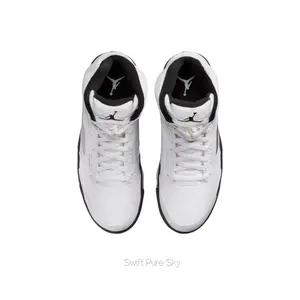 Retro Basketball Sneakers in White and Black Colorway