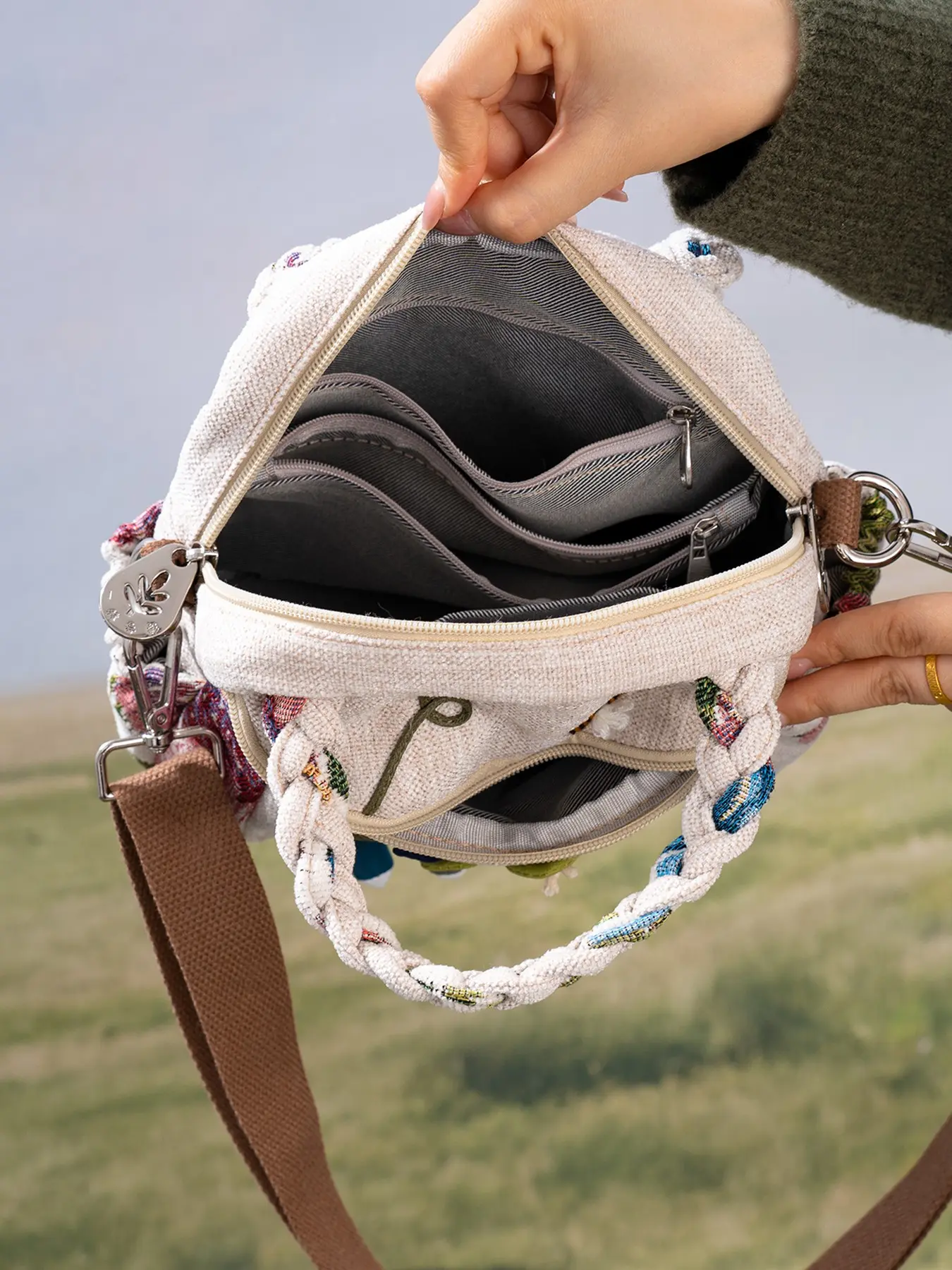 3963 Vintage Embroidered Floral Ethnic Backpack Handbag Shoulder Bag Mini Over The Garden Wall Mini Backpack Floral Drawstring  main image 2