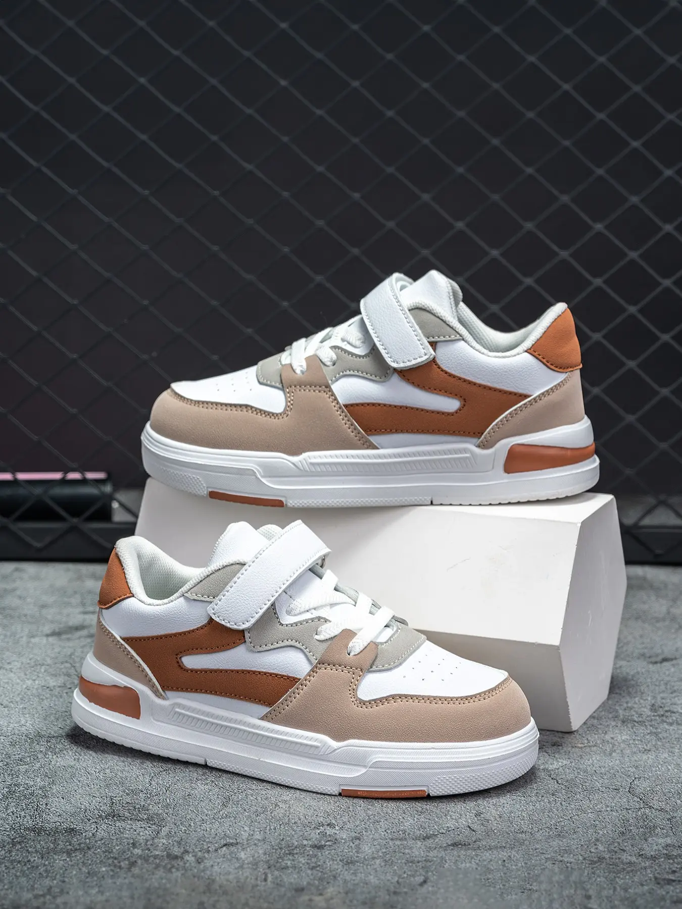 All-Season Trendy Athletic Skate Shoes, Colorblock Design, Anti-Slip Wear-Resistant Sole, School Student Sports Casual Shoes, Sneaker, Trainer