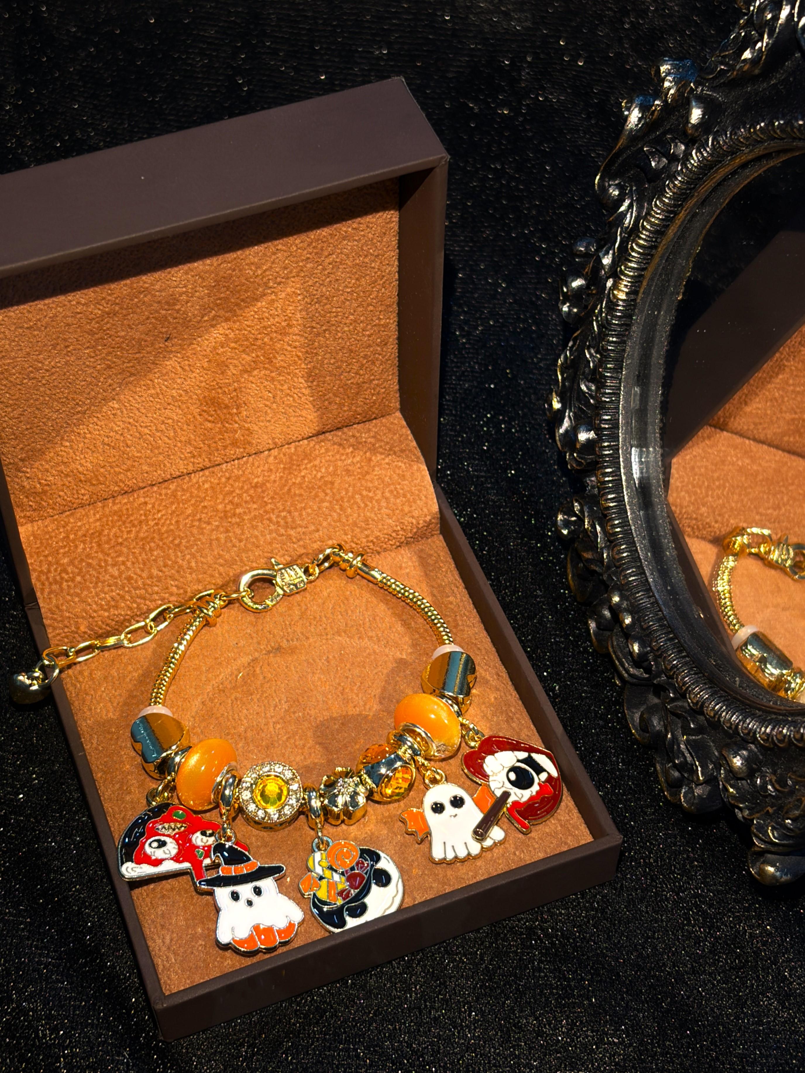 Gold Tone Halloween Theme Beaded Charm Bracelet、Ghost Witch Hat Pumpkin Candy Charms Bracelet、Cartoon Enamel Pendant Bracelet、Holiday Party Fashion Layered Jewelry for Women Girls Gold Tone Halloween Theme Beaded Charm Bracelet、Ghost Witch Hat Pumpkin Candy Charms Bracelet、Cartoon Enamel Pendant Bracelet、Holiday Party Fashion Layered Jewelry for Women Girls