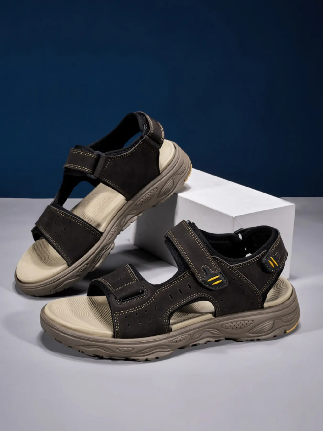 Women's Hiking Shoes Outdoor Sandals Water Shoe Walking Slippers Unisex Suitable for River Valley Trekking Daily Wear High-Performance