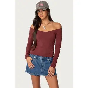 Nattie Off Shoulder V Neck Top
