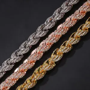M2-9123 Ice-Twist Miami Cuban Chain Shiny Bling Accessory for Hip Hop Enthusiasts Trendy Fashionable Statement Piece