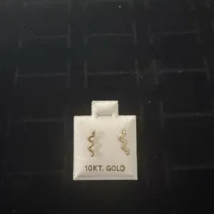 Aretes Pegados 10K
