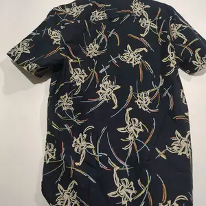 Tommy Hilfiger Men's S Floral Print Shirt New with Tag