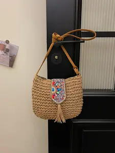 Boho Beaded Fringe Woven Crossbody Bag for Women, Casual Lightweight Summer Beach Shoulder Bag, Perfect for Beach and Travel, Boho Style Crossbody