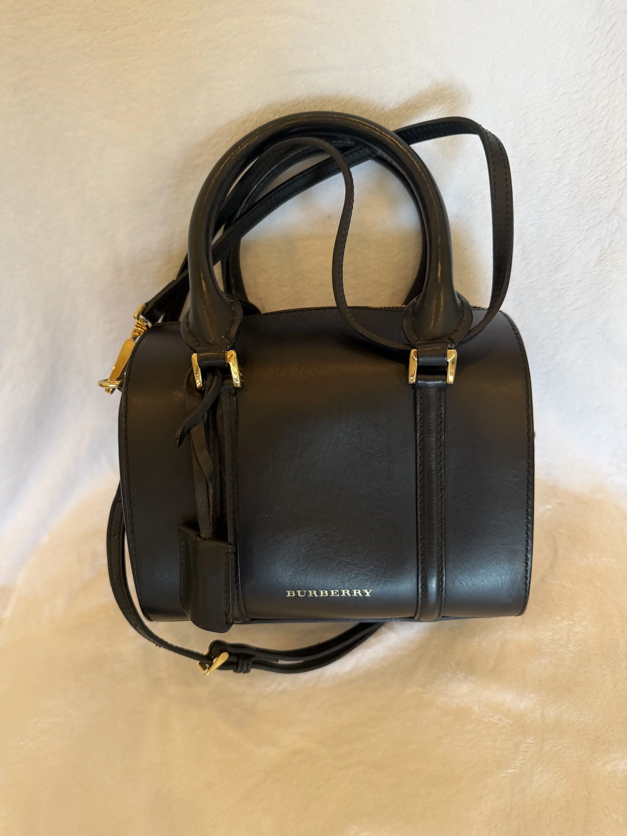 Pre-owned BURBERRY Leather Top Handle Black Small Alchester Bowling Bag with Adjustable Strap