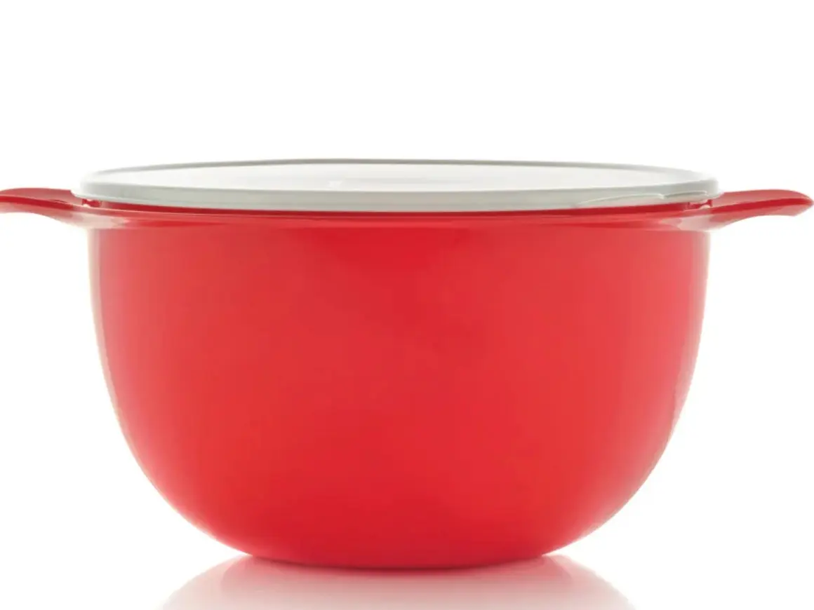 Tupperware Thasta Mega Bowl -  42 Cups with Liquid Tight Seal Tableware Airtight Handles Lid